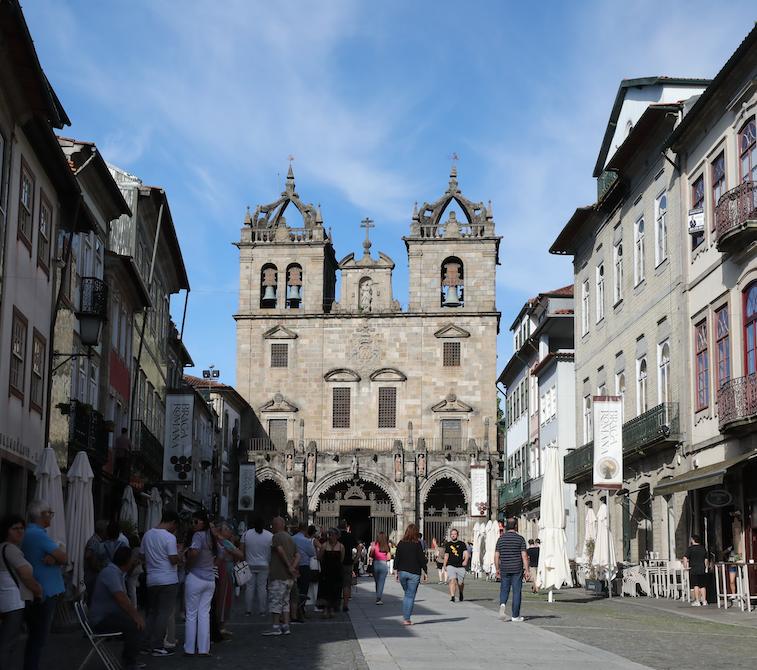 Arciprestado de Vieira  recorda sacerdotes falecidos na peregrinação jubilar à Sé