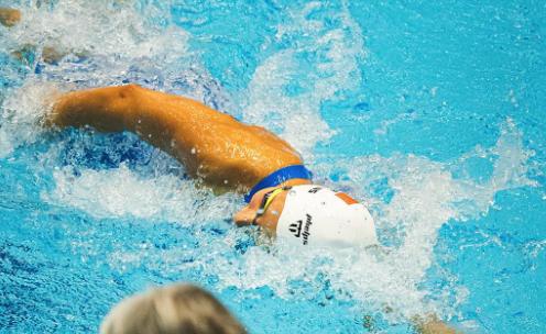 Francisca Martins ficou a 35 centésimos de se apurar para as meias-finais de 200 metros livres