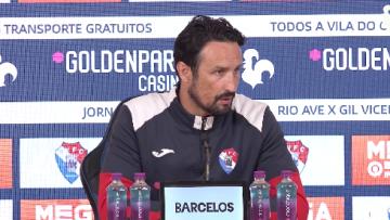 «Estou preocupado. Se não ganharmos o nosso jogo, não adianta de nada»