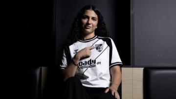 Vitória SC assegura continuidade de Madeline Gravante