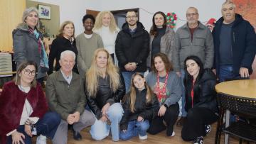 “Árvore dos Sorrisos” une colaboradores da AGERE em ação solidária de Natal