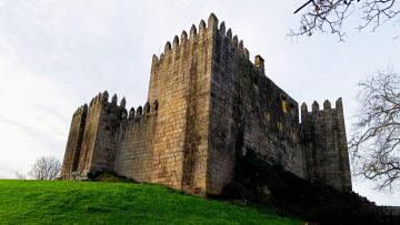 Castelo de Guimarães volta a abrir portas depois de obras de requalificação