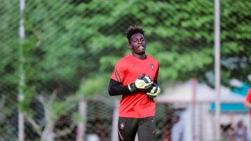 Celton Biai rende lesionado Diogo Costa na seleção portuguesa