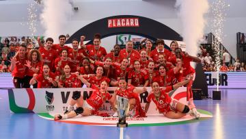 Benfica vence Taça de Portugal feminina de andebol e conquista triplete