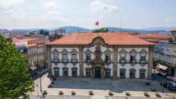 Braga aprova orçamento recorde de 242 ME com votos contra da oposição
