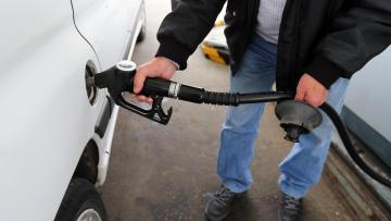 Preço dos combustíveis volta a aumentar esta semana, com a gasolina a liderar a subida