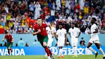 Cristiano Ronaldo suspenso 30 dias e multado em 255 euros por abandonar seleção