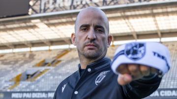 Daniel Sousa regressa ao ativo para treinar Vitória