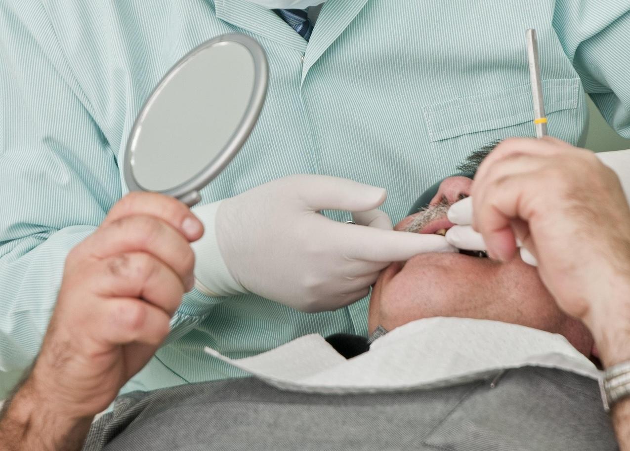 Seis em cada dez portugueses têm falta de dentes