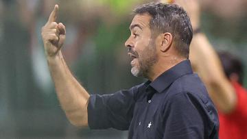 Conquista da Taça Libertadores pesa mais na balança de Artur Jorge