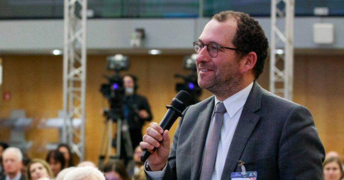 Ministro admite entendimentos entre PS e AD no caso dos professores