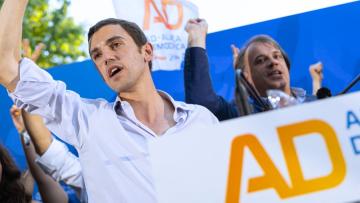 Bugalho acusa PS de mudar de aliados “consoante a eleição”