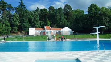 Piscina do Complexo Desportivo da Ponte reabre após obras de 1,3 milhões