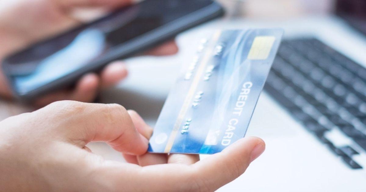 Compras ‘online’ por impulso aumentam em Portugal, sobretudo entre os jovens