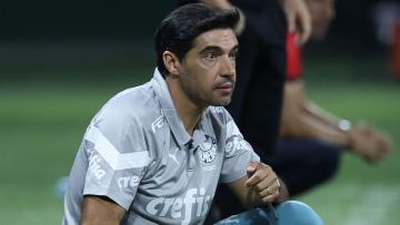 Três ex-treinadores do SC Braga entre os 50 melhores do mundo