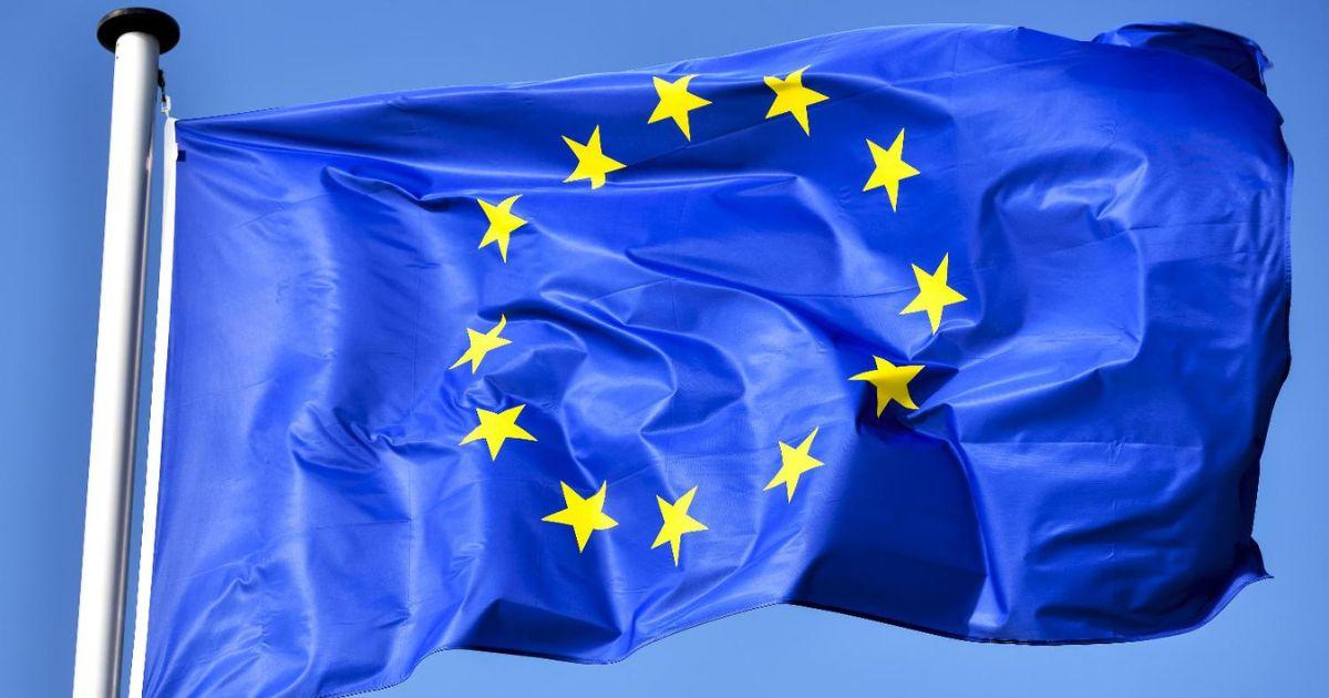 UE celebra na terça-feira alargamento de 2004 com presença de países candidatos