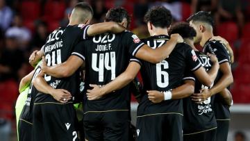 Vitória SC e FC Porto medem forças em Guimarães à procura de pressionar líder Sporting