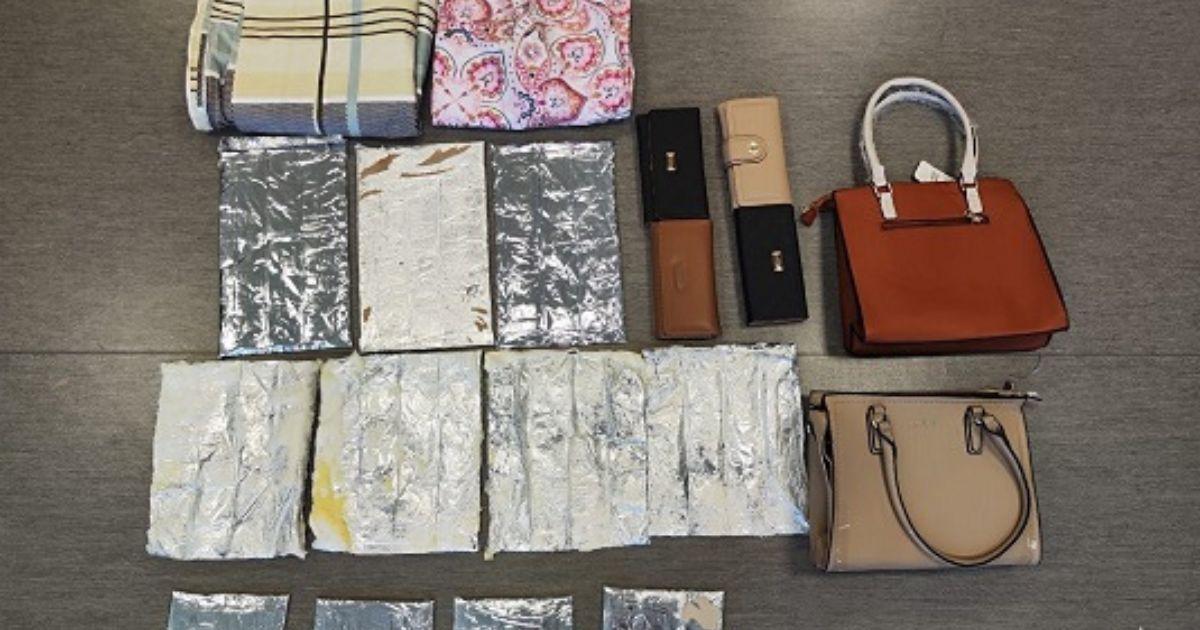 Apreendida cocaína para 35 mil doses individuais no aeroporto de Lisboa