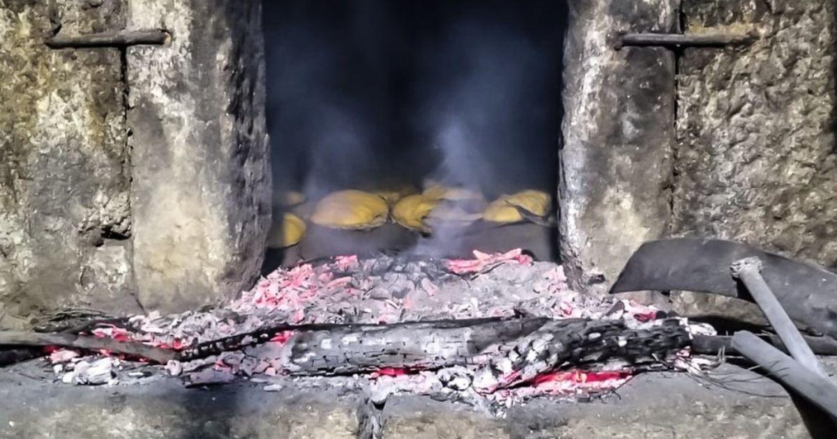 Fornos comunitários reabrem em Montalegre para cozer folar da Páscoa