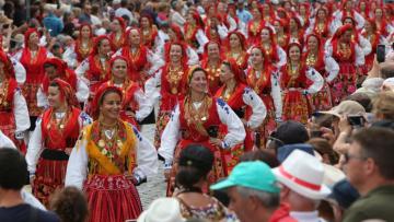 Mil mulheres desfilam na Mordomia este ano, o maior número de sempre