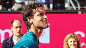 João Sousa encerra carreira de singulares com derrota na primeira ronda