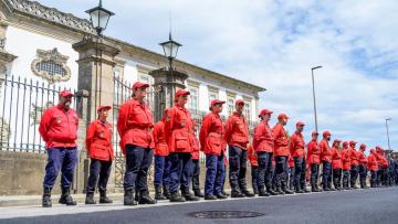 Câmara garante nova ambulância para os Bombeiros Voluntários de Viana