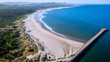 Praia do Cabedelo recebe prémio de excelência de qualidade