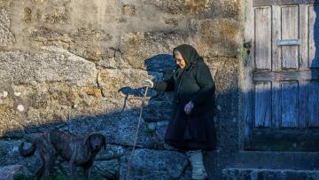 Semana arranca com frio e previsão de chuva