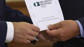 OE2024: Preço dos passes congelados e gratuitos para jovens até aos 23 anos