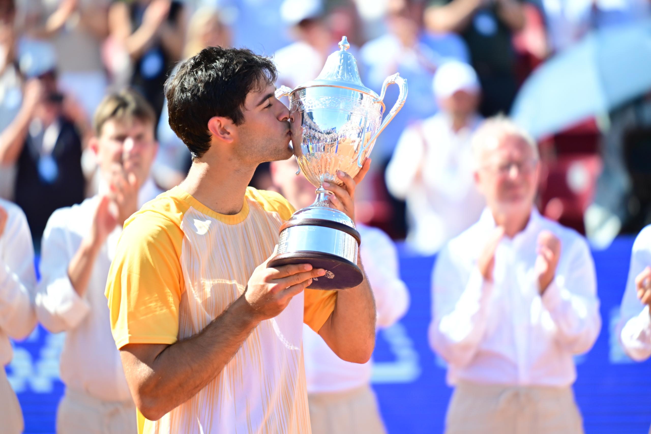 História no ténis português: Nuno Borges vence Rafael Nadal e conquista primeiro torneio ATP
