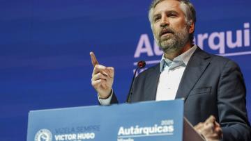 Pedro Nuno Santos diz em Vizela que ainda há margem para não haver eleições