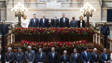 António José Seguro prestou juramento sobre a Constituição