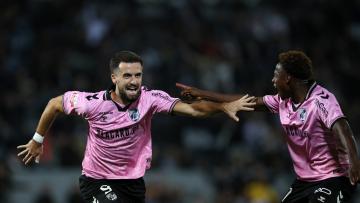 Vitória SC goleou Marítimo
