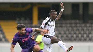Golo de Gustavo Silva dá primeiros pontos ao Vitória SC