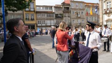 Há tradições que são para manter! Estão oficialmente abertas as Festas de São João de Braga