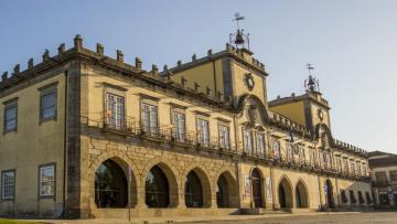 Barcelos assinala elevação a cidade com homenagem aos autarcas