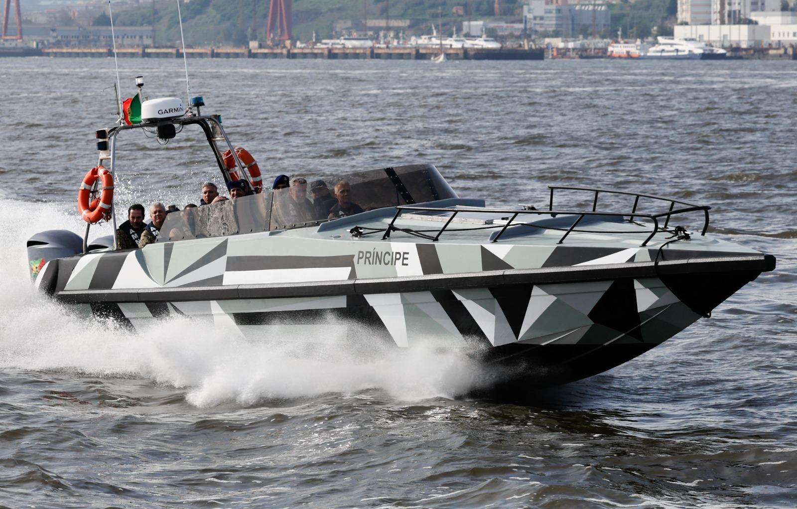 Marinha Portuguesa envia para São Tomé embarcação de alta velocidade