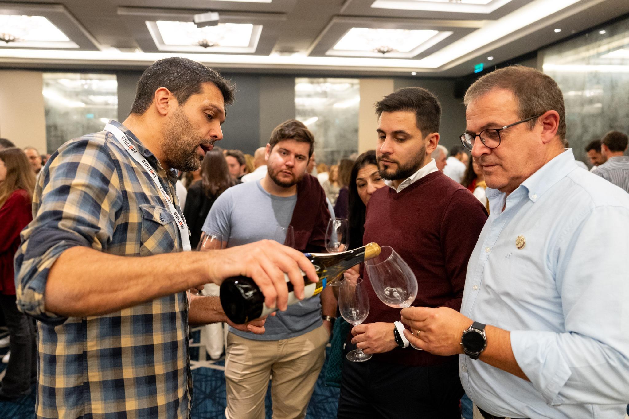 Enófilos convidados a descobrir Vinhos Verdes inovadores