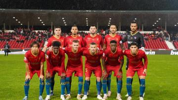 Galos cantam alto na hora de rematar à baliza