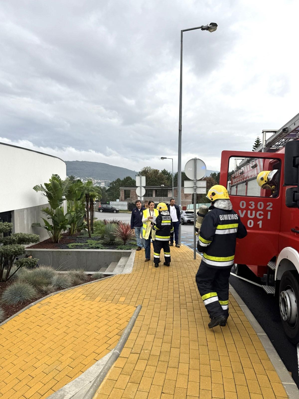 Centro Social Vale do Homem promoveu simulacros de incêndio no lar e creche