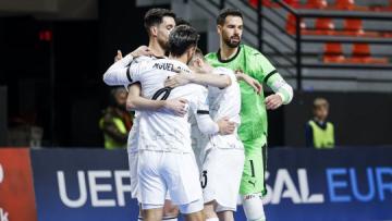 Seleção de futsal vence na Macedónia e mantém pleno de vitórias