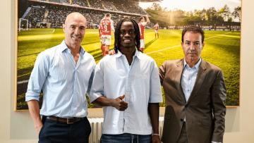 Flinto Costa renova com o SC Braga até 2031