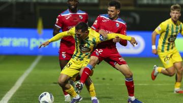 Tondela e Gil Vicente empatam com dois golos perto do fim