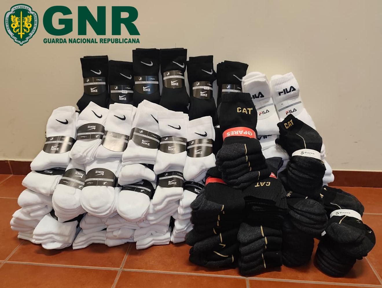 Detido em Barcelos na posse de vestuário contrafeito