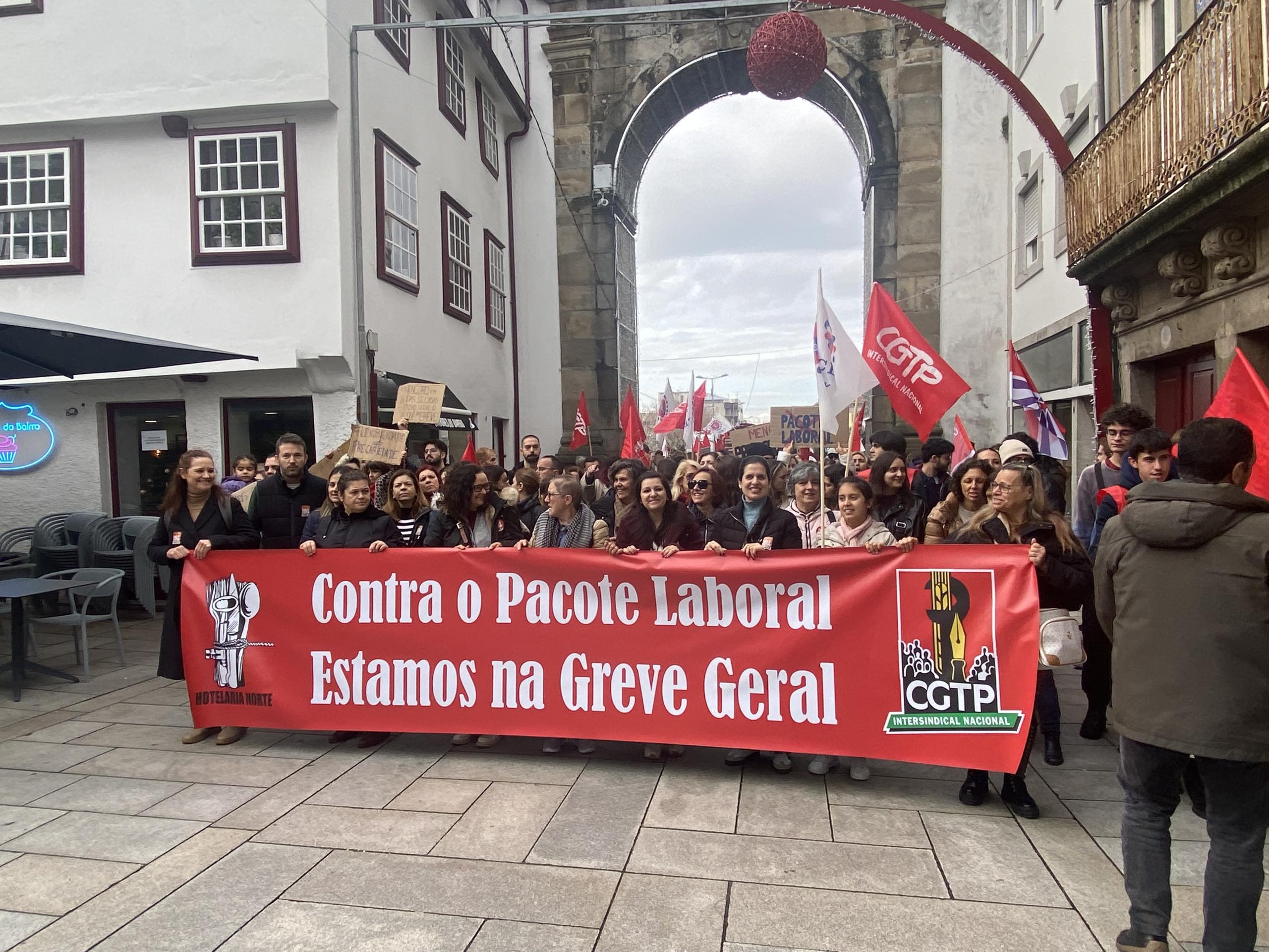 Greve geral em Braga paralisa autocarros, alguns serviços municipais e escolas