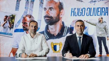 Hugo Oliveira renova pelo FC Famalicão até 2028