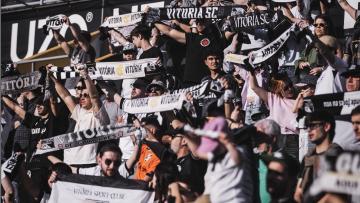 Vitória: a paixão pelo futebol que faz parte da identidade da cidade