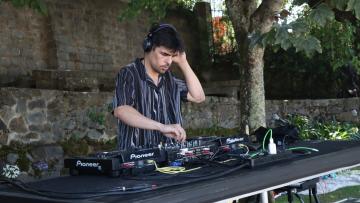 ESTEOESTE revela momento «muito criativo» da música emergente em Braga