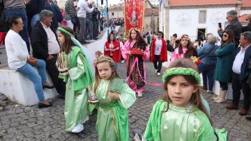 Procissão dos Rosários leva às ruas fé e orgulho da população de Padim da Graça