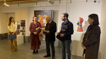 Palácio do Raio revela força da cor frente  à escuridão na obra de Pedro Ferreirinha